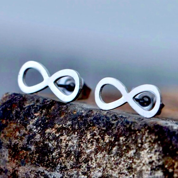 NEW - SILVER STAINLESS STEEL INFINITY POST EARRINGS! - Picture 1 of 9